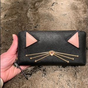 Adorable spacious Kate Spade Kitty wallet